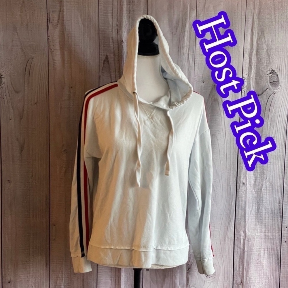 ✅Host Pick✅ Pink Republic Hooded Sweatshirt, Small
